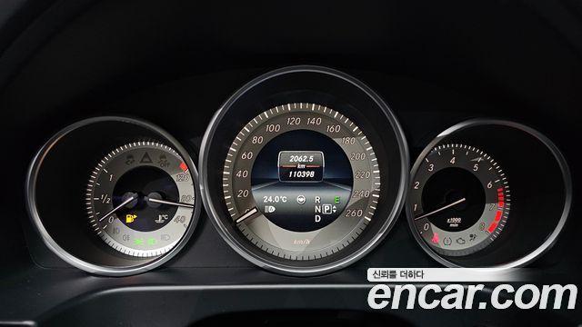Mercedes-Benz E-Class (W212) E400 4MATIC 2016 — фото 8
