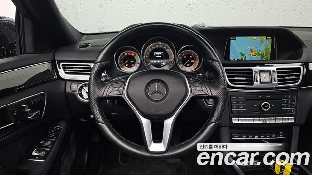 Mercedes-Benz E-Class (W212) E400 4MATIC 2016 — фото 13