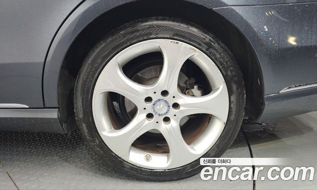 Mercedes-Benz E-Class (W212) E400 4MATIC 2016 — фото 21