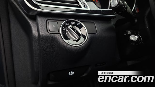 Mercedes-Benz E-Class (W212) E400 4MATIC 2016 — фото 27