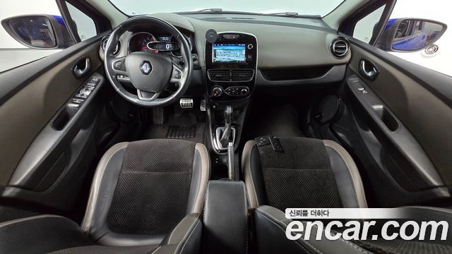 Renault Korea Clio Intens 2018 — фото 7