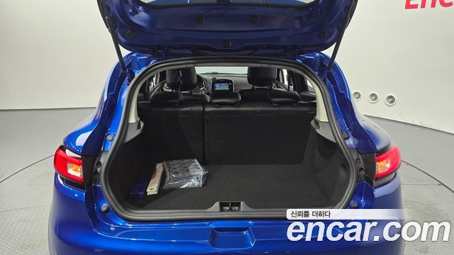 Renault Korea Clio Intens 2018 — фото 30