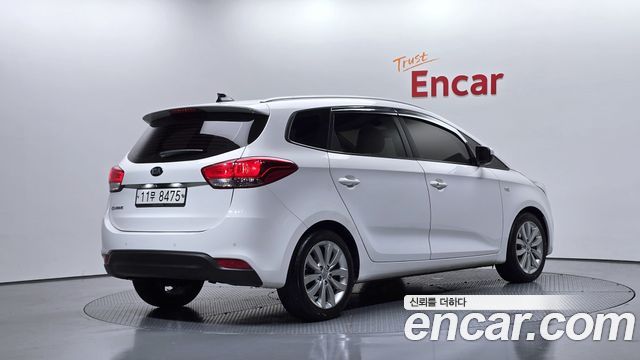 Kia Carens 2.0 LPi Prestige 2015 — фото 2