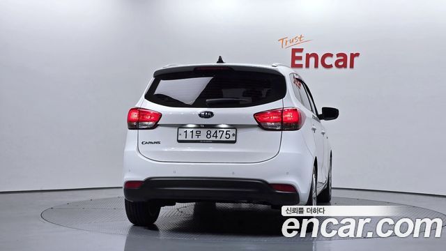 Kia Carens 2.0 LPi Prestige 2015 — фото 4