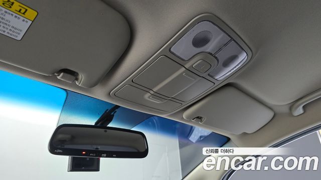 Kia Carens 2.0 LPi Prestige 2015 — фото 31