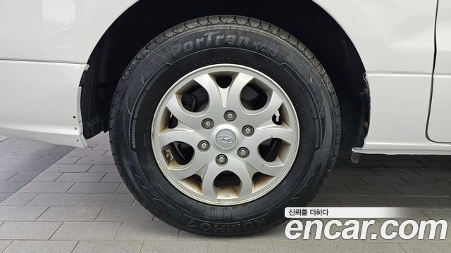 Hyundai Grand Starex 5-Seater VAN CVX Premium 2015 — фото 5