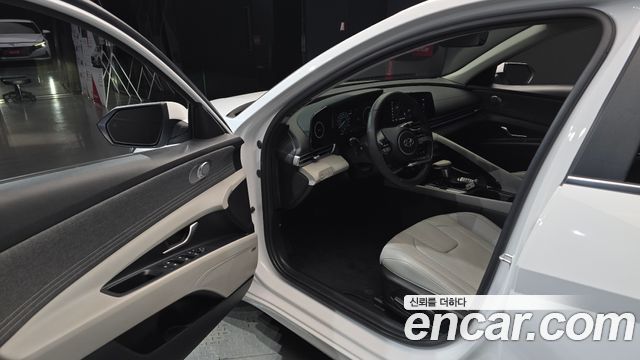 Hyundai Avante (CN7) 1.6 Inspiration 2021 — фото 10