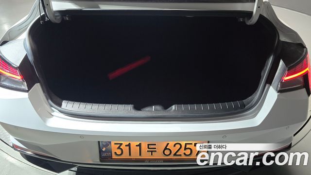 Hyundai Avante (CN7) 1.6 Inspiration 2021 — фото 20