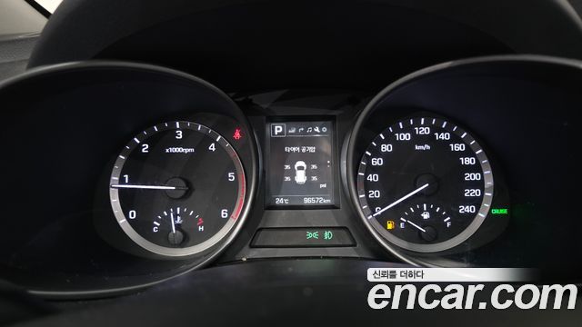 Hyundai Santa Fe The Prime Diesel 2.0 2WD Premium 2016 — фото 8