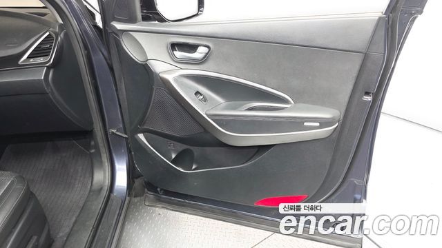 Hyundai Santa Fe The Prime Diesel 2.0 2WD Premium 2016 — фото 24