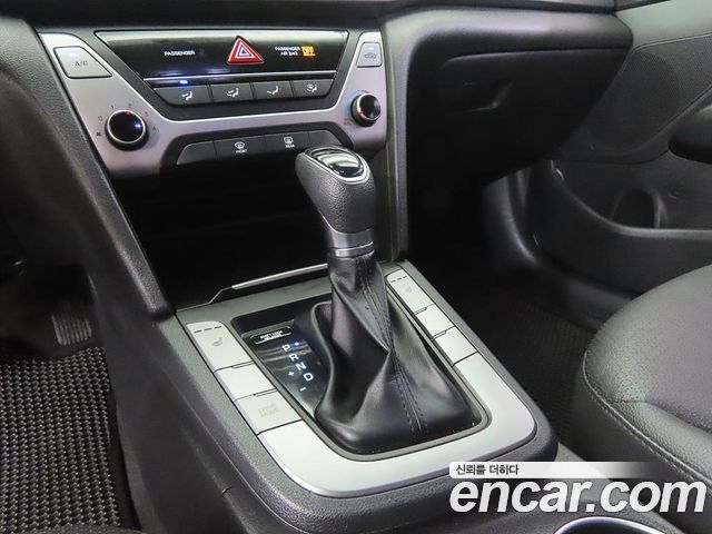 Hyundai Avante (AD) 1.6 GDI Value Plus 2018 — фото 15