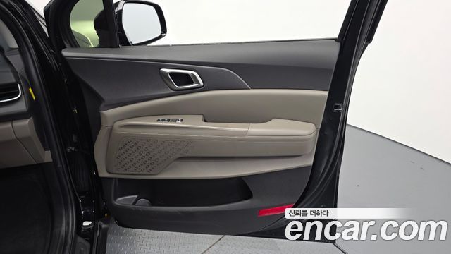 Kia Carnival (IV) Diesel 9-Seater Prestige 2025 — фото 25