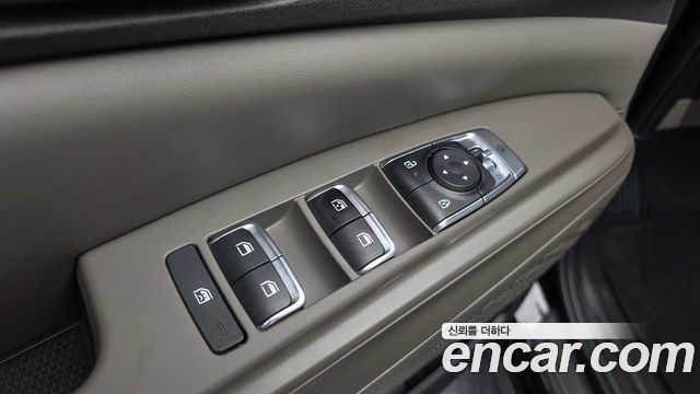 Kia Carnival (IV) Diesel 9-Seater Prestige 2025 — фото 27