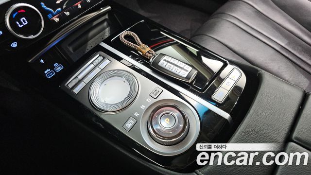 Genesis G80 (RG3) Gasoline 2.5 Turbo AWD 2022 — фото 9