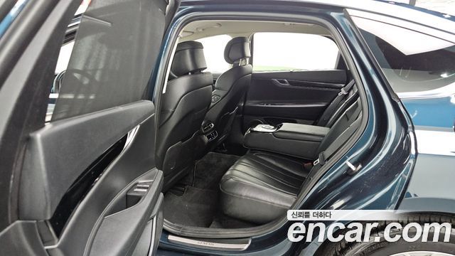 Genesis G80 (RG3) Gasoline 2.5 Turbo AWD 2022 — фото 17