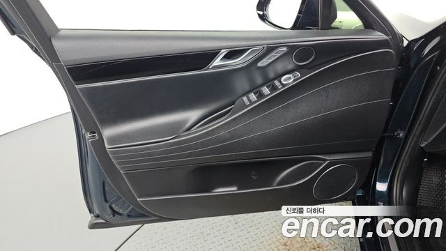 Genesis G80 (RG3) Gasoline 2.5 Turbo AWD 2022 — фото 24