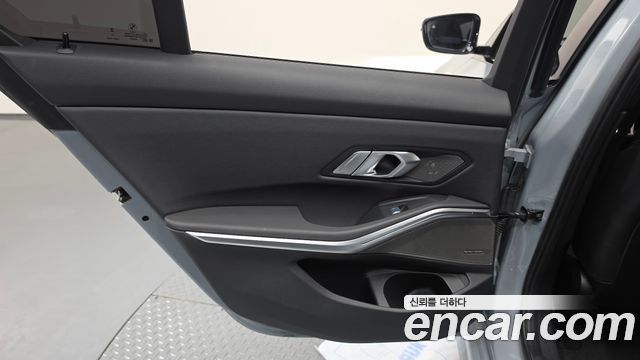 BMW 3 Series (G20) 320i M Sport 2026 — фото 25