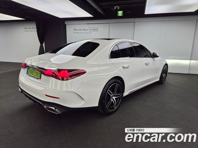 Mercedes-Benz E-Class (W214) E300 4MATIC AMG Line 2026 — фото 2