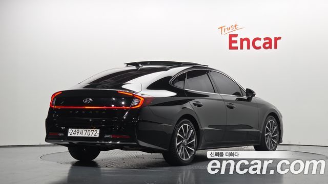 Hyundai Sonata (DN8) 2.0 Inspiration 2021 — фото 2