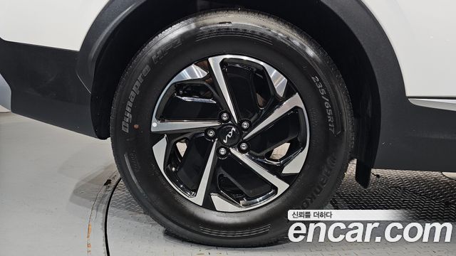 Kia Sportage Hybrid (V) Prestige 2WD 2022 — фото 21