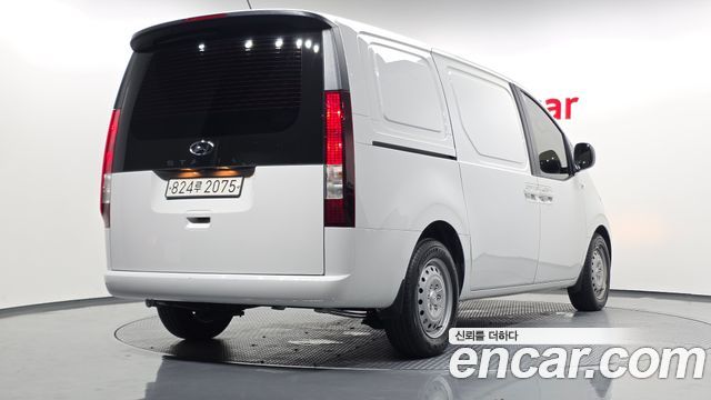 Hyundai Staria Cargo 3-Seater Smart 2023 — фото 2