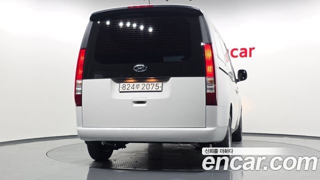 Hyundai Staria Cargo 3-Seater Smart 2023 — фото 4