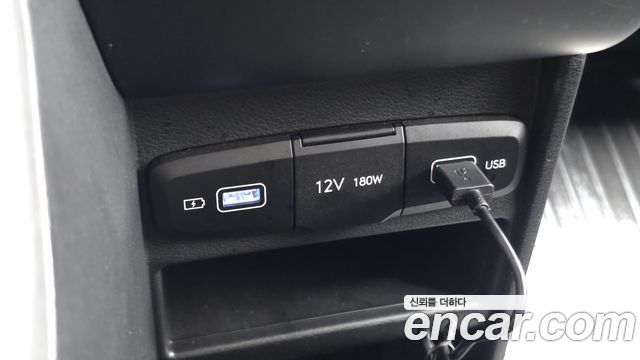 Hyundai Staria Cargo 3-Seater Smart 2023 — фото 11
