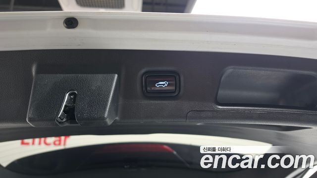 Hyundai Santa Fe Diesel 2.2 2WD Prestige 2021 — фото 16