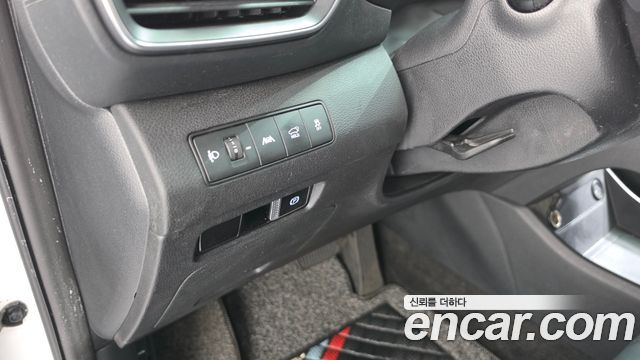 Hyundai Santa Fe Diesel 2.2 2WD Prestige 2021 — фото 19