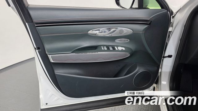 Genesis GV70 2.5T Gasoline AWD 2021 — фото 24