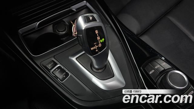 BMW 1 Series (F20) 118d Sport Special Edition 5Door 2019 — фото 9