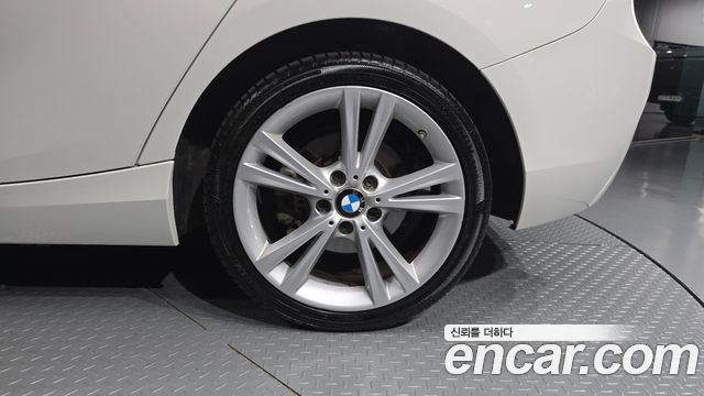 BMW 1 Series (F20) 118d Sport Special Edition 5Door 2019 — фото 21