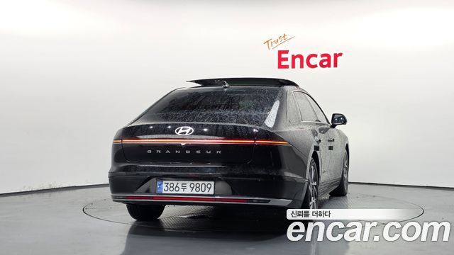 Hyundai Grandeur (GN7) 2,5 Gasoline 2WD Exclusive 2023 — фото 4