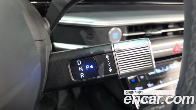 Hyundai Grandeur (GN7) 2,5 Gasoline 2WD Exclusive 2023 — фото 9