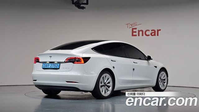 Tesla Model 3 Long Range AWD 2021 — фото 2