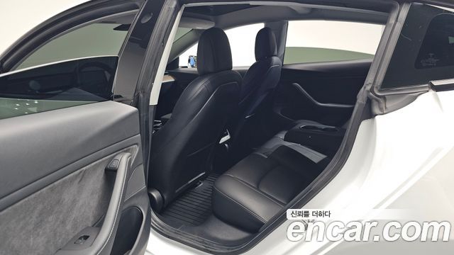 Tesla Model 3 Long Range AWD 2021 — фото 12