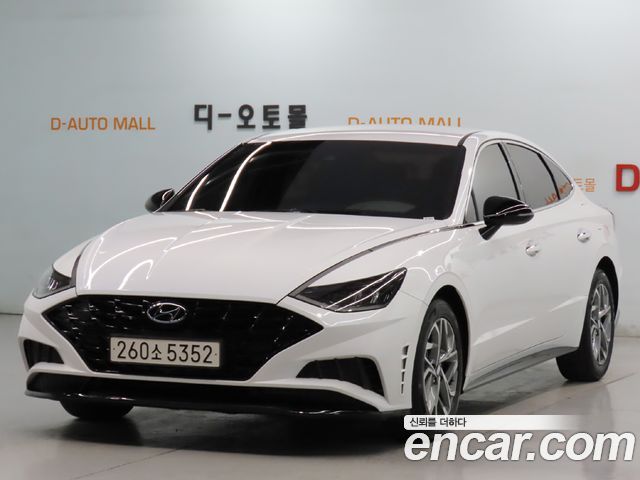 Hyundai Sonata (DN8) 2.0 Modern