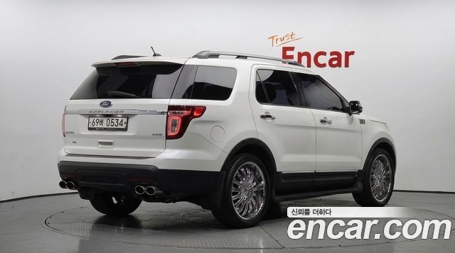 Ford Explorer 2.3 Limited 4WD 5th 2016 — фото 2