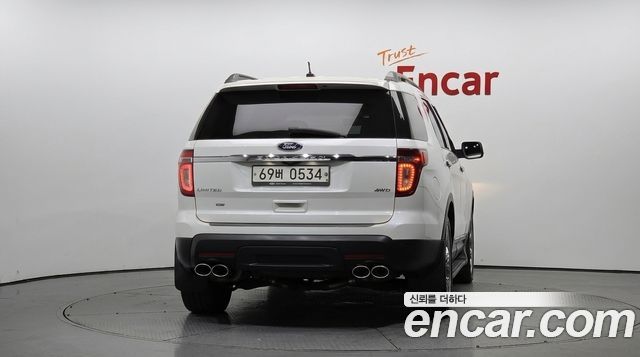 Ford Explorer 2.3 Limited 4WD 5th 2016 — фото 4