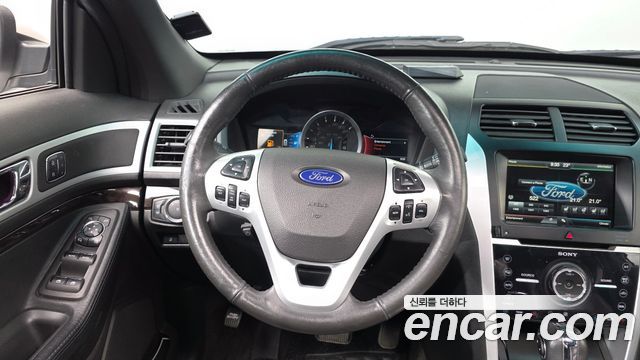 Ford Explorer 2.3 Limited 4WD 5th 2016 — фото 13