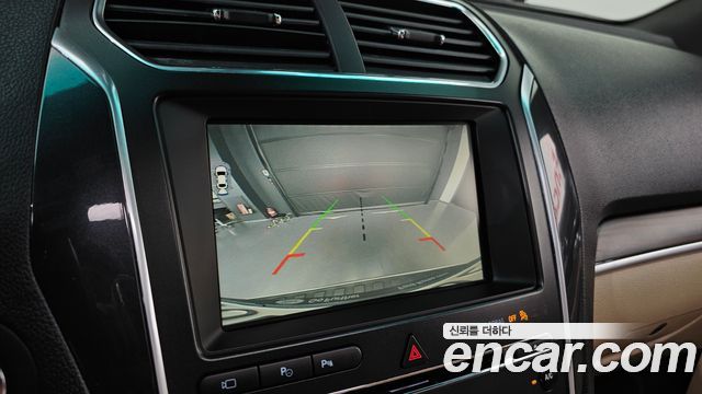 Ford Explorer 2.3 Limited 4WD 5th 2016 — фото 15