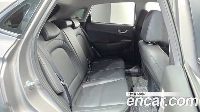 Hyundai Kona 1.6 Turbo 2WD Modern pop 2018 — фото 11