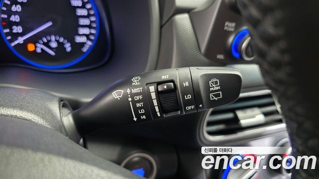 Hyundai Kona 1.6 Turbo 2WD Modern pop 2018 — фото 20