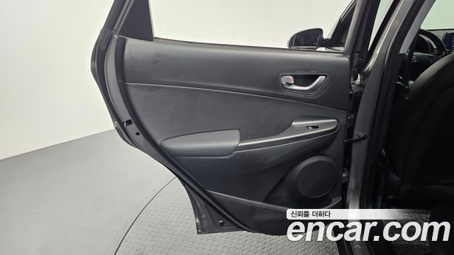 Hyundai Kona 1.6 Turbo 2WD Modern pop 2018 — фото 25