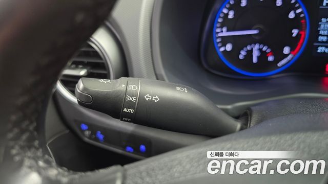 Hyundai Kona 1.6 Turbo 2WD Modern pop 2018 — фото 27
