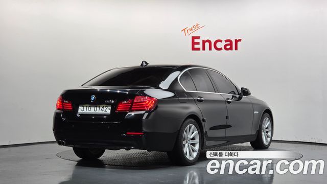 BMW 5 Series (F10) 528i 2015 — фото 2