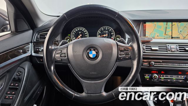 BMW 5 Series (F10) 528i 2015 — фото 15