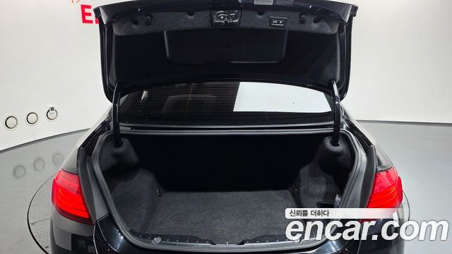 BMW 5 Series (F10) 528i 2015 — фото 20
