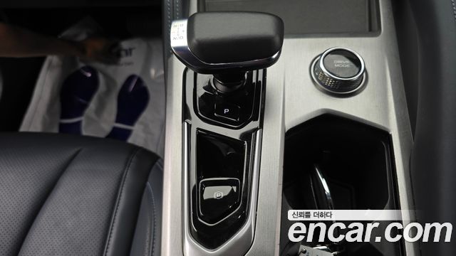 Renault Korea Grand Koleos 1.5 E-TECH Iconic 2WD 2025 — фото 9