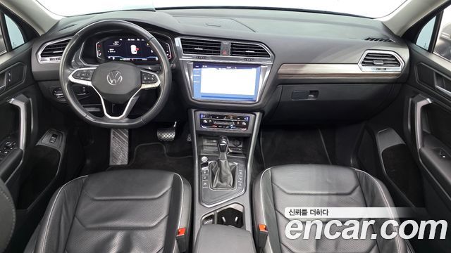 Volkswagen Tiguan Allspace 2.0 TDI Prestige 2023 — фото 7